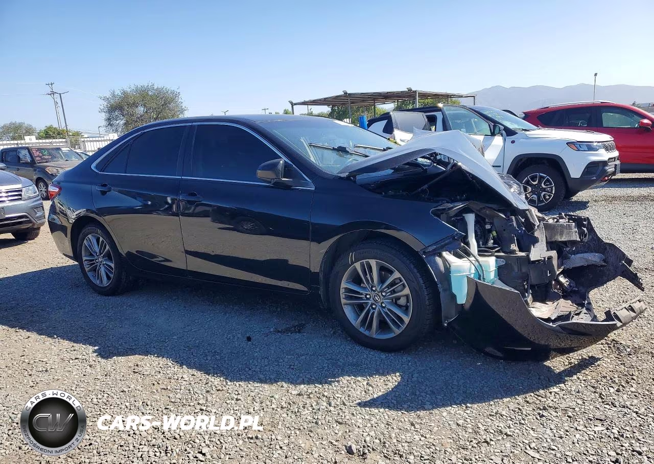 2017 Toyota Camry Se VIN:4T1BF1FK7HU353941 - 4