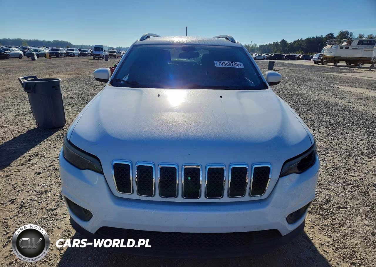2019 Jeep Cherokee Latitude VIN:1C4PJLCB8KD348764 - 5