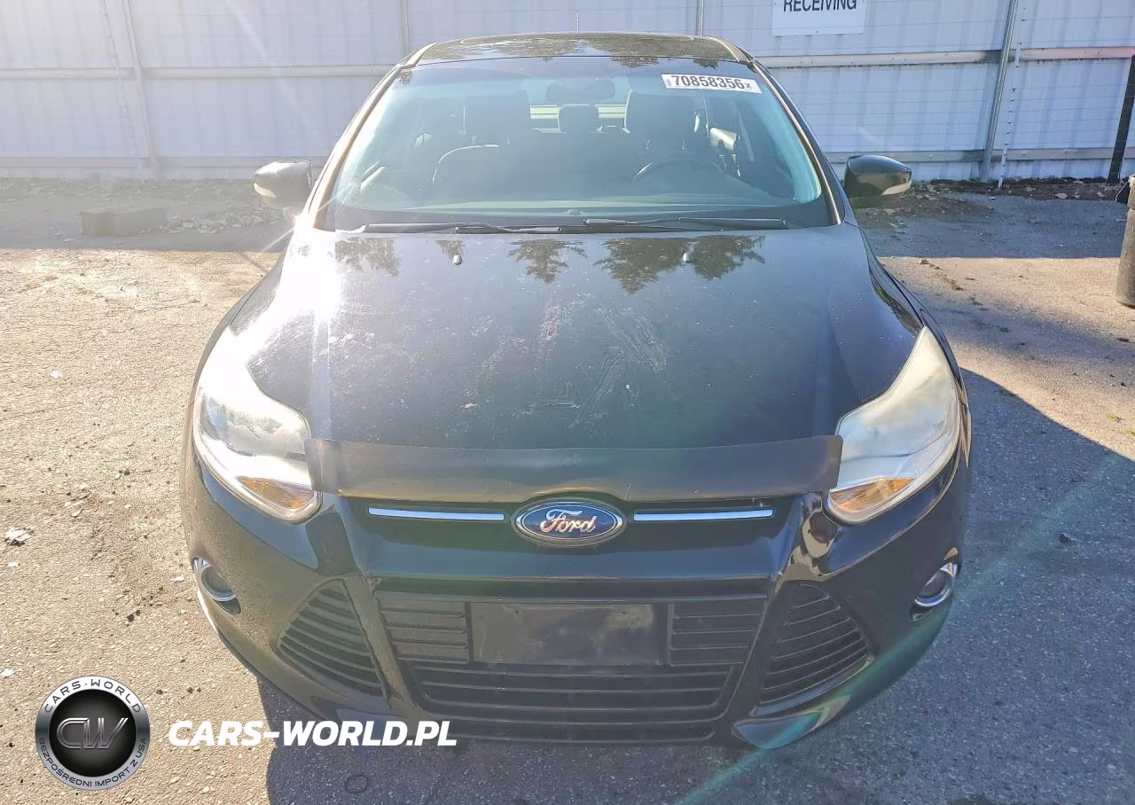 2012 Ford Focus Se VIN:1FAHP3F26CL258363 - 5