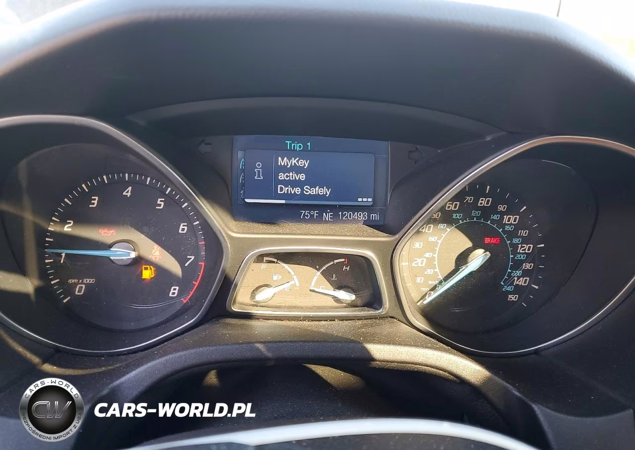 2012 Ford Focus Se VIN:1FAHP3F26CL258363 - 9