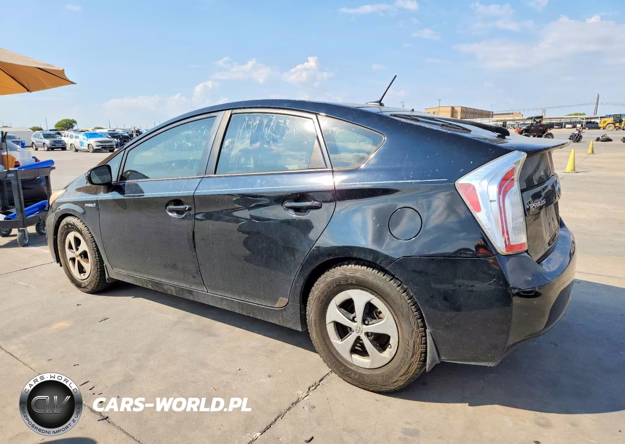 2013 Toyota Prius Three VIN:JTDKN3DU3D5565165 - 2