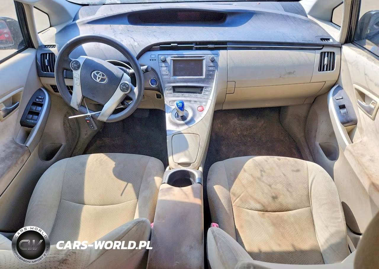2013 Toyota Prius Three VIN:JTDKN3DU3D5565165 - 8