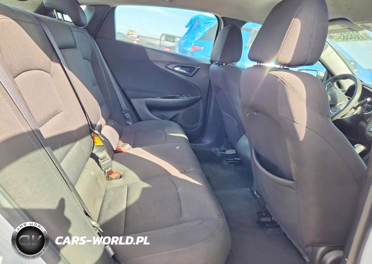 2018 Chevrolet Malibu Ls VIN:1G1ZB5ST9JF171343 - 10
