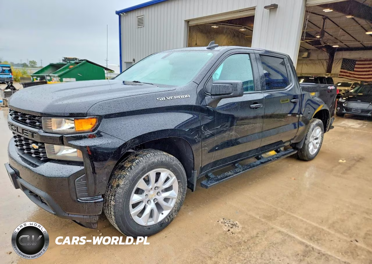 2021 Chevrolet Silverado K1500 Custom VIN:3GCPYBEK7MG282376 - 1