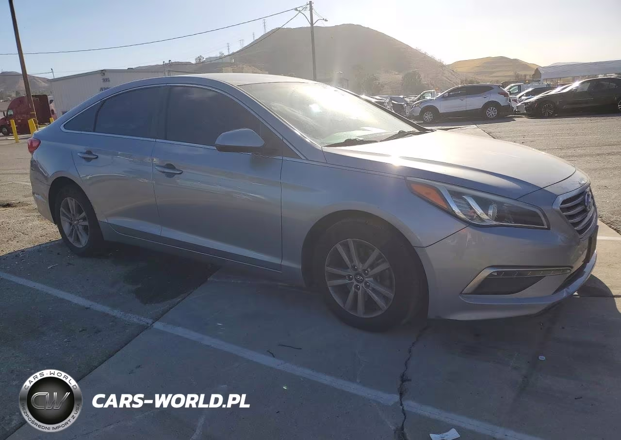 2015 Hyundai Sonata Se VIN:5NPE24AF1FH035202 - 4