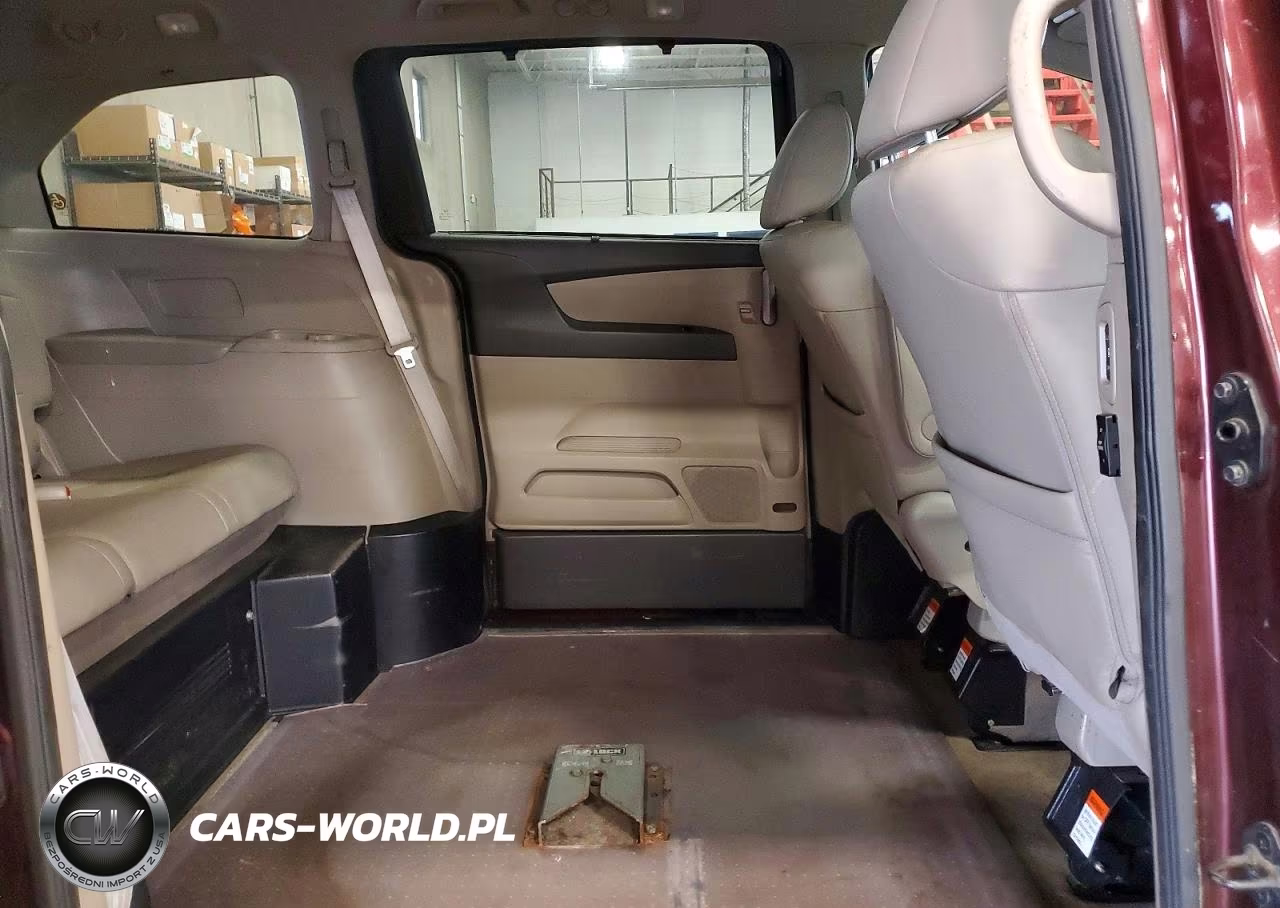 2012 Honda Odyssey Exl VIN:5FNRL5H60CB136591 - 11
