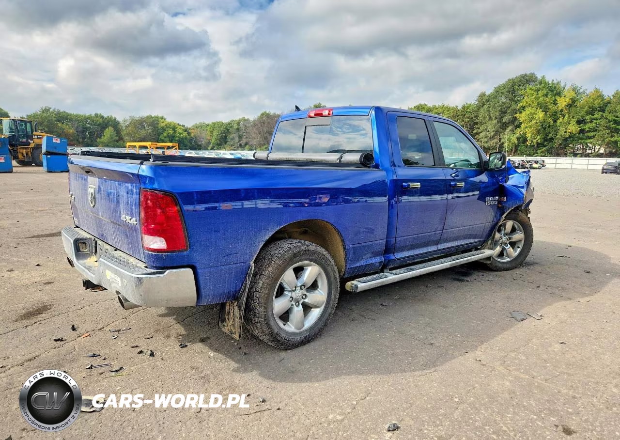 2015 Ram 1500 Slt VIN:1C6RR7GT8FS697475 - 3