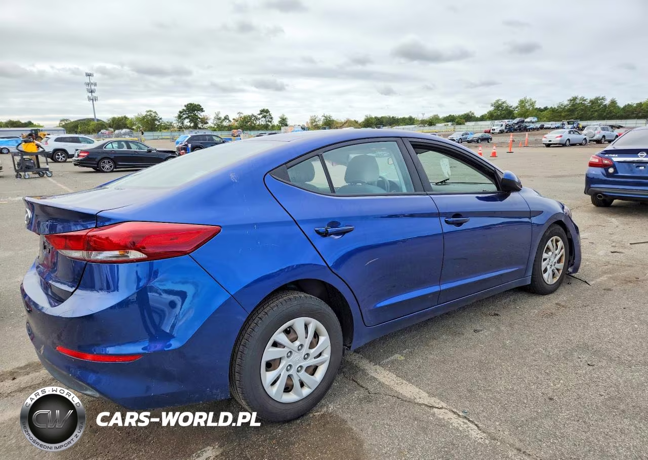 2018 Hyundai Elantra Se VIN:5NPD74LF9JH279957 - 3