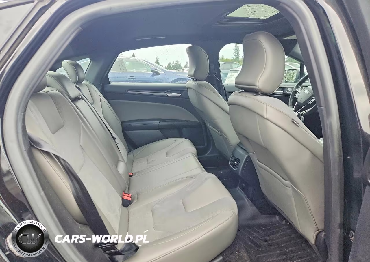2018 Ford Fusion Sport VIN:3FA6P0VP6JR111400 - 10