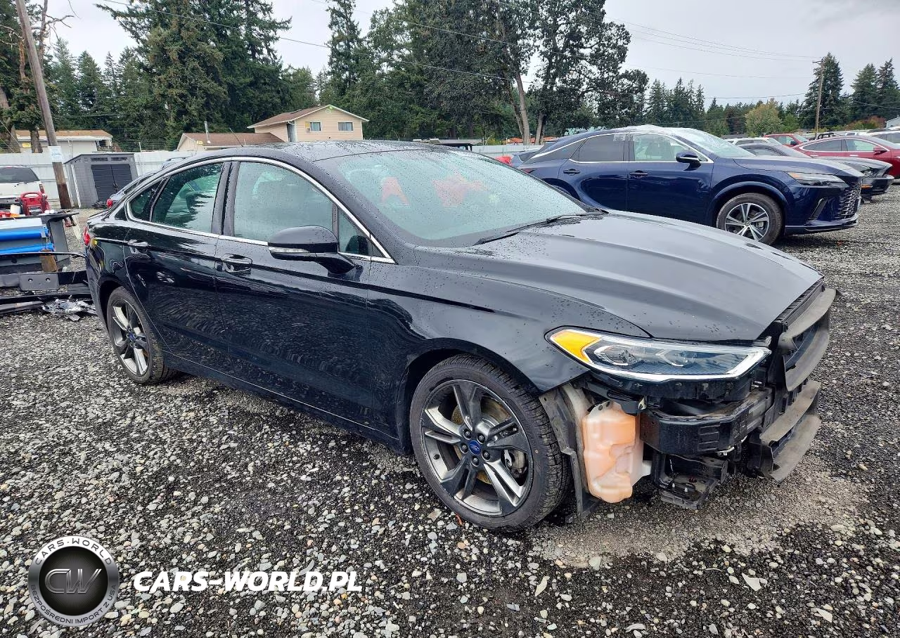 2018 Ford Fusion Sport VIN:3FA6P0VP6JR111400 - 4