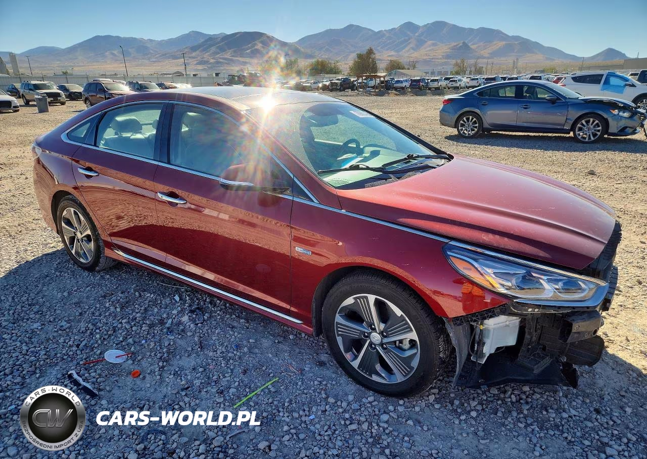 2018 Hyundai Sonata Hybrid Limited VIN:KMHE34L33JA085627 - 4