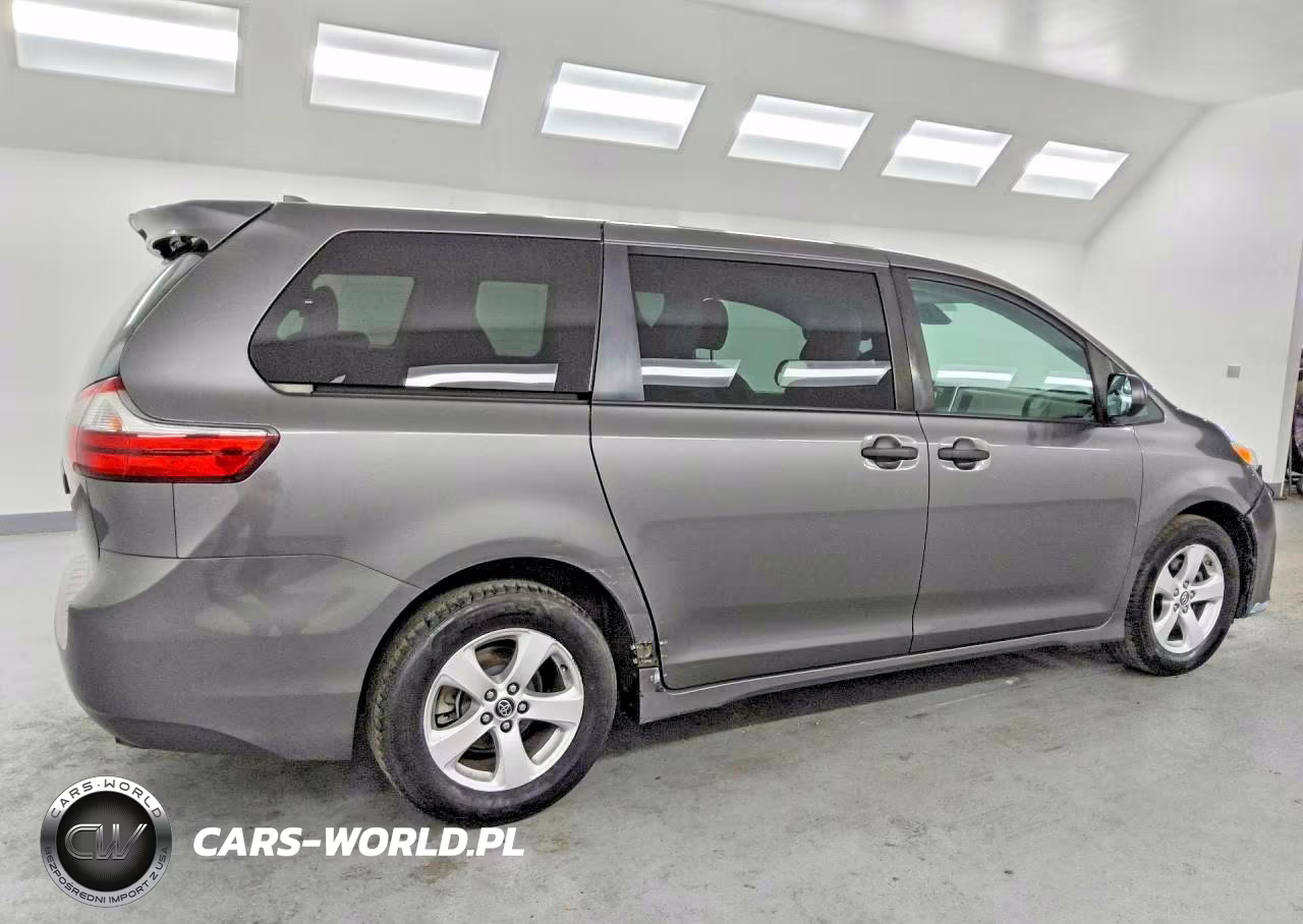 2020 Toyota Sienna L 7-Passenger VIN:5TDZZ3DC0LS042477 - 3