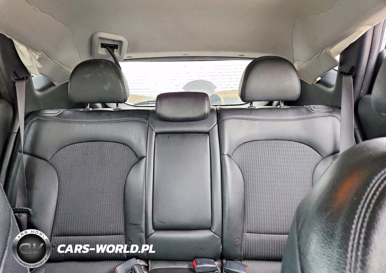 2012 Hyundai Tucson Gls VIN:KM8JUCAC9CU394688 - 10