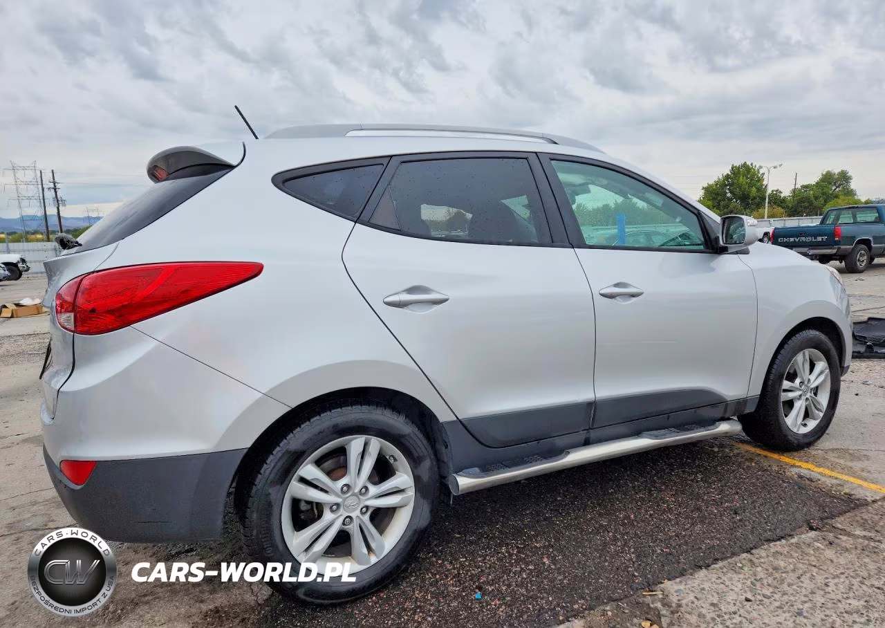2012 Hyundai Tucson Gls VIN:KM8JUCAC9CU394688 - 3