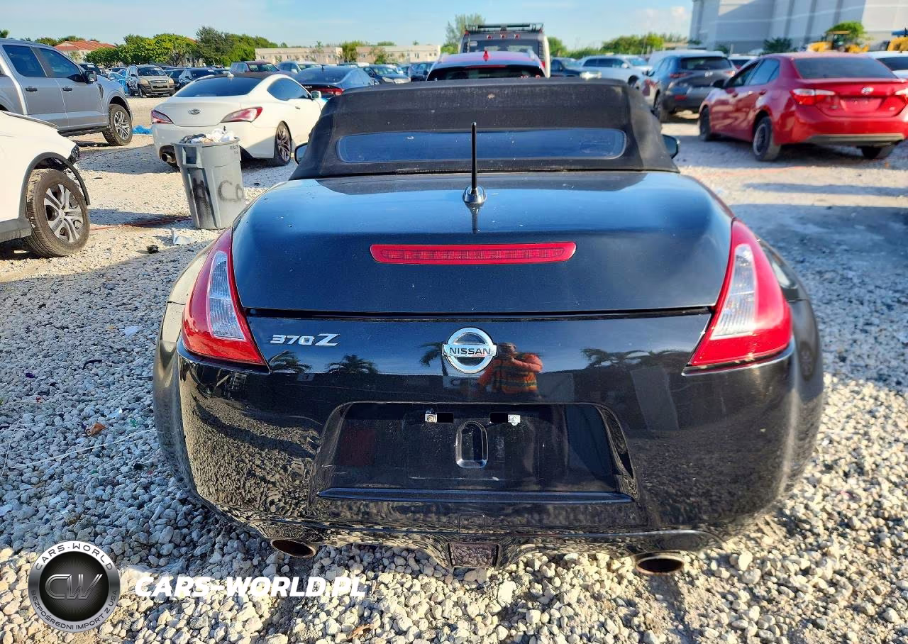 2016 Nissan 370Z Roadster Touring VIN:JN1AZ4FH7GM910622 - 6