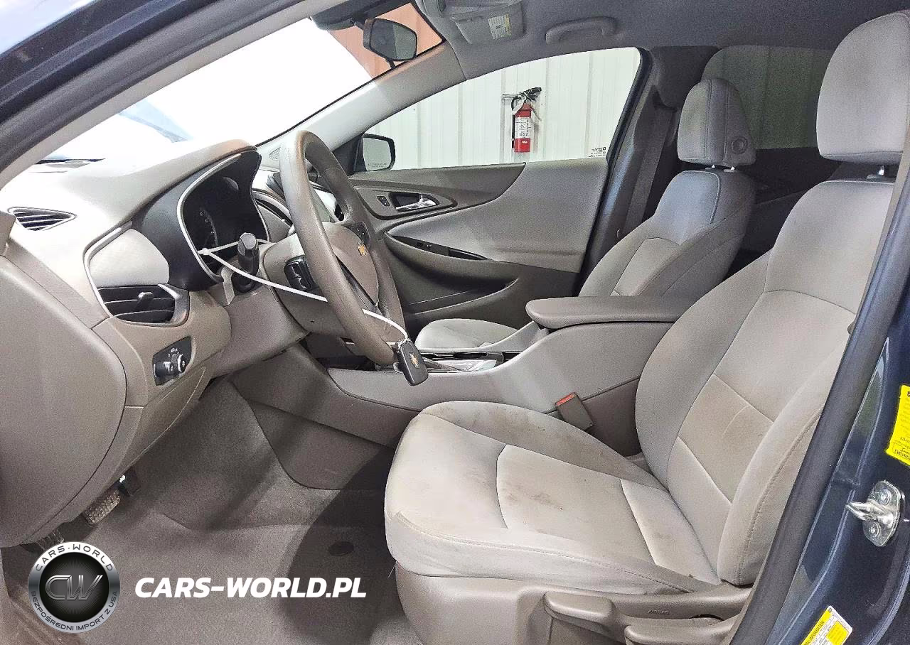 2019 Chevrolet Malibu Ls VIN:1G1ZB5ST0KF226179 - 7