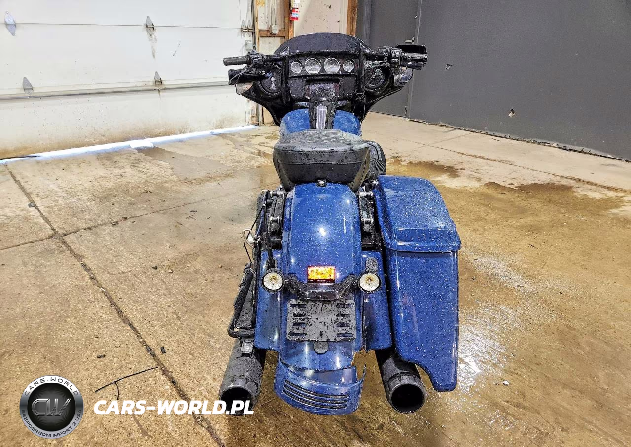 2019 Harley-Davidson Street Glide VIN:1HD1KRP19KB667740 - 4