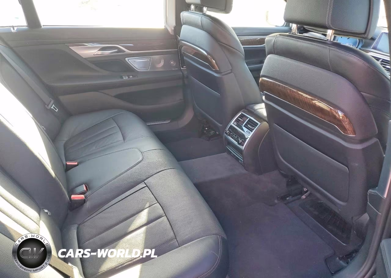 2019 BMW 740 Xi VIN:WBA7E4C50KGV28837 - 10