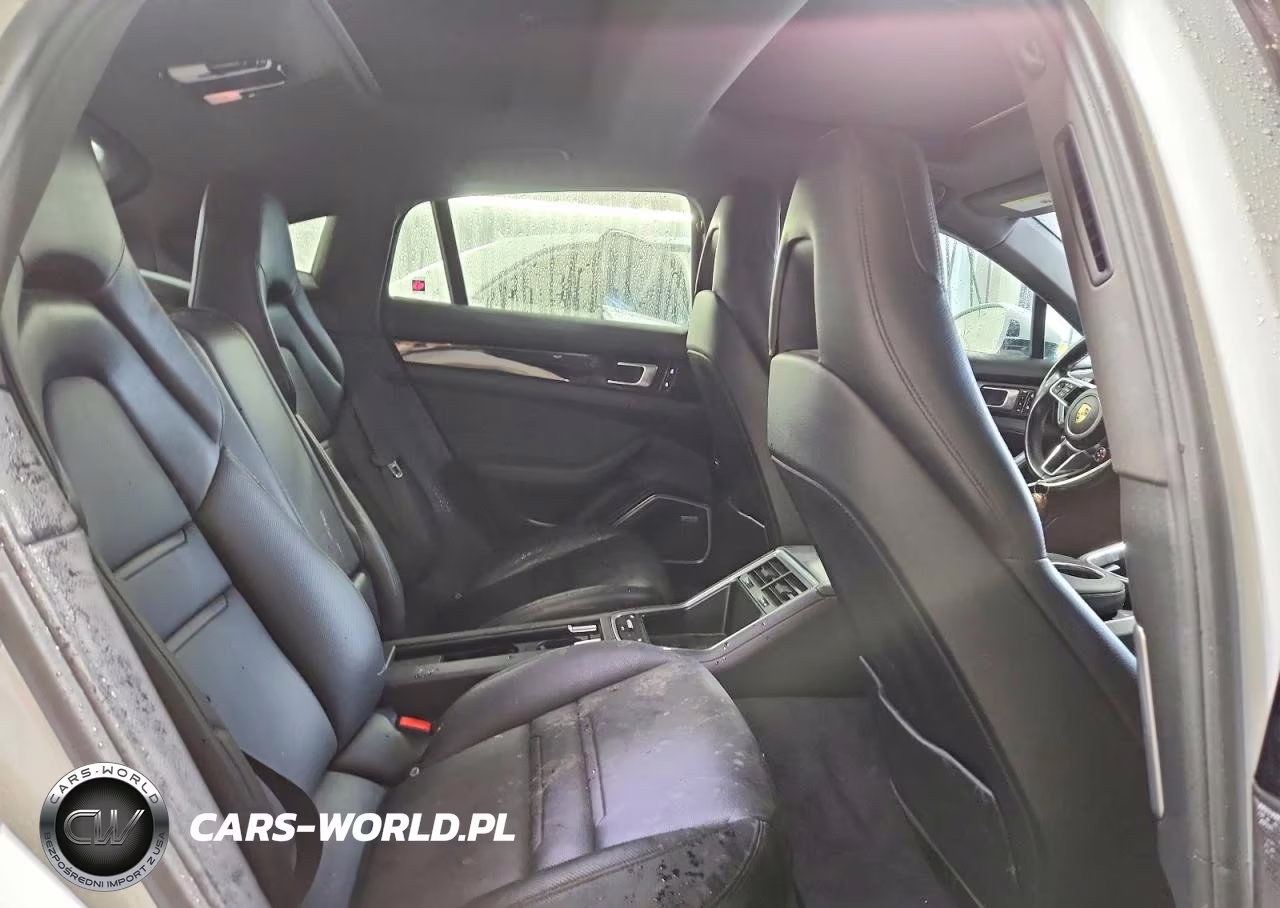 2020 Porsche Panamera 4 E-Hybrid VIN:WP0AE2A70LL130828 - 10
