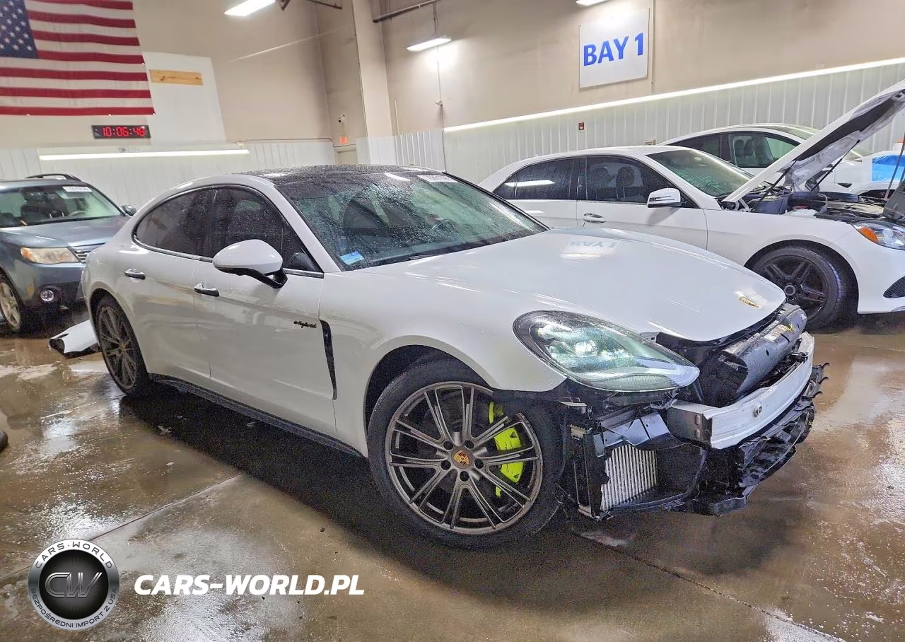 2020 Porsche Panamera 4 E-Hybrid VIN:WP0AE2A70LL130828 - 4