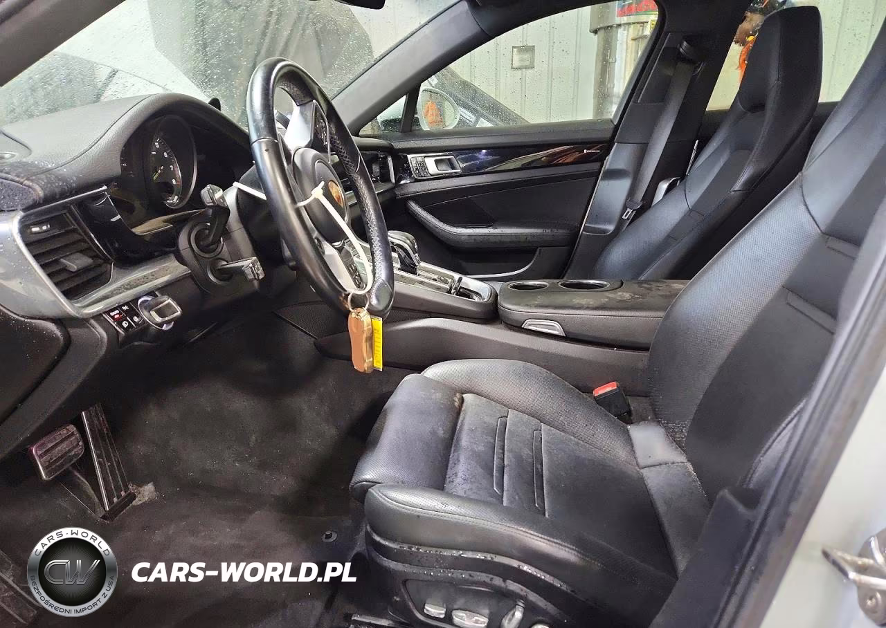 2020 Porsche Panamera 4 E-Hybrid VIN:WP0AE2A70LL130828 - 7