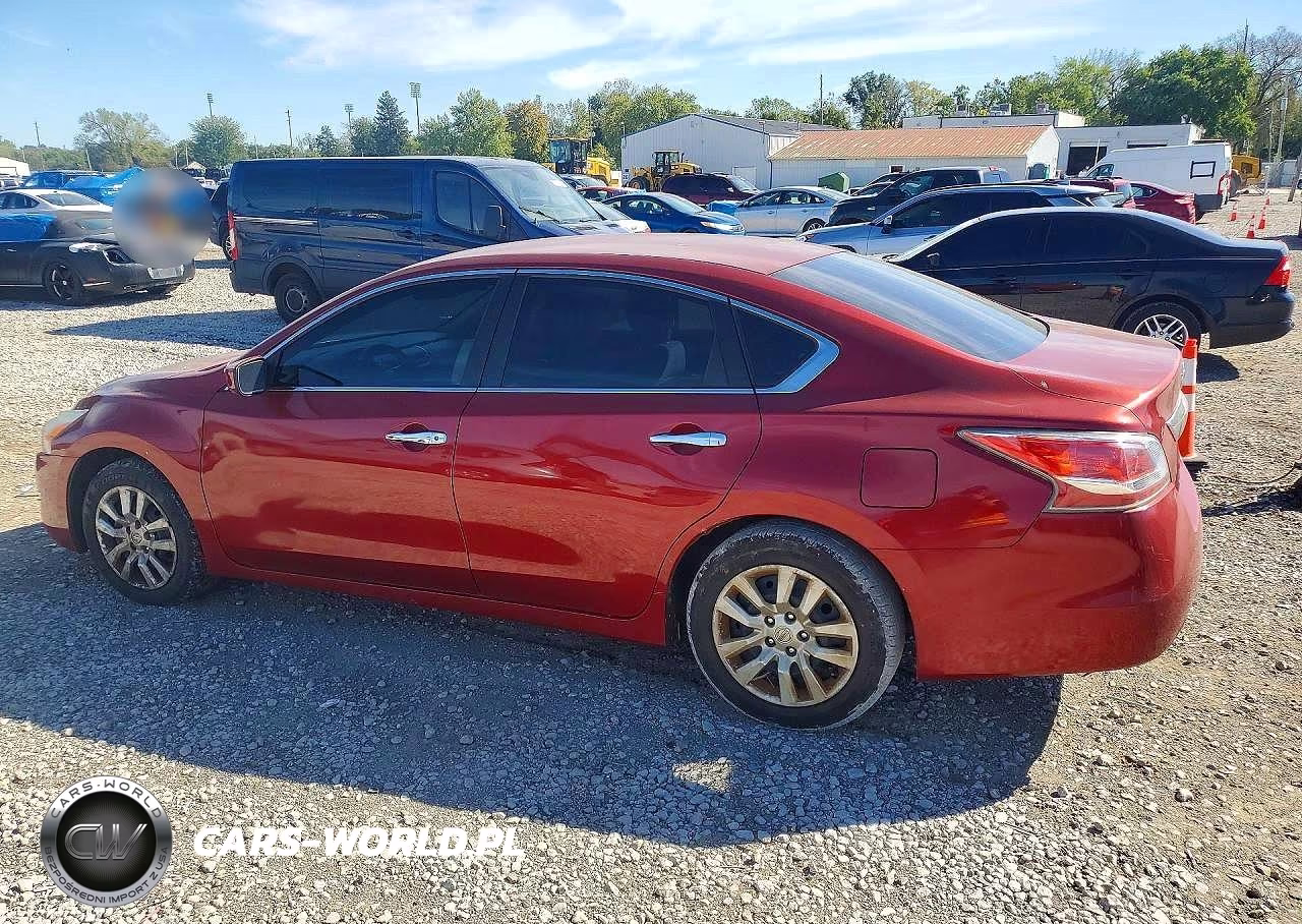 2015 Nissan Altima 2.5 S VIN:1N4AL3AP3FN368182 - 2