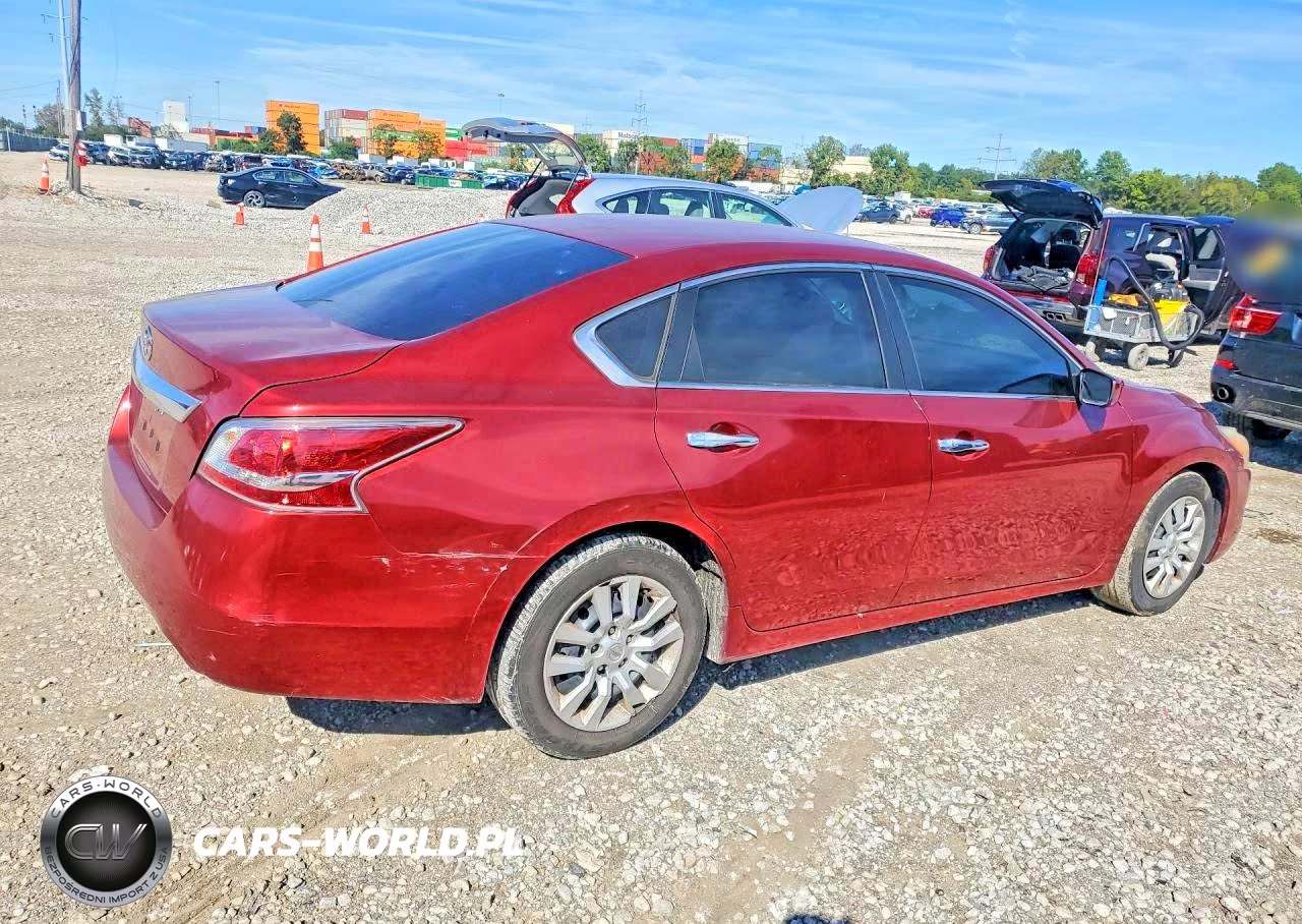2015 Nissan Altima 2.5 S VIN:1N4AL3AP3FN368182 - 3