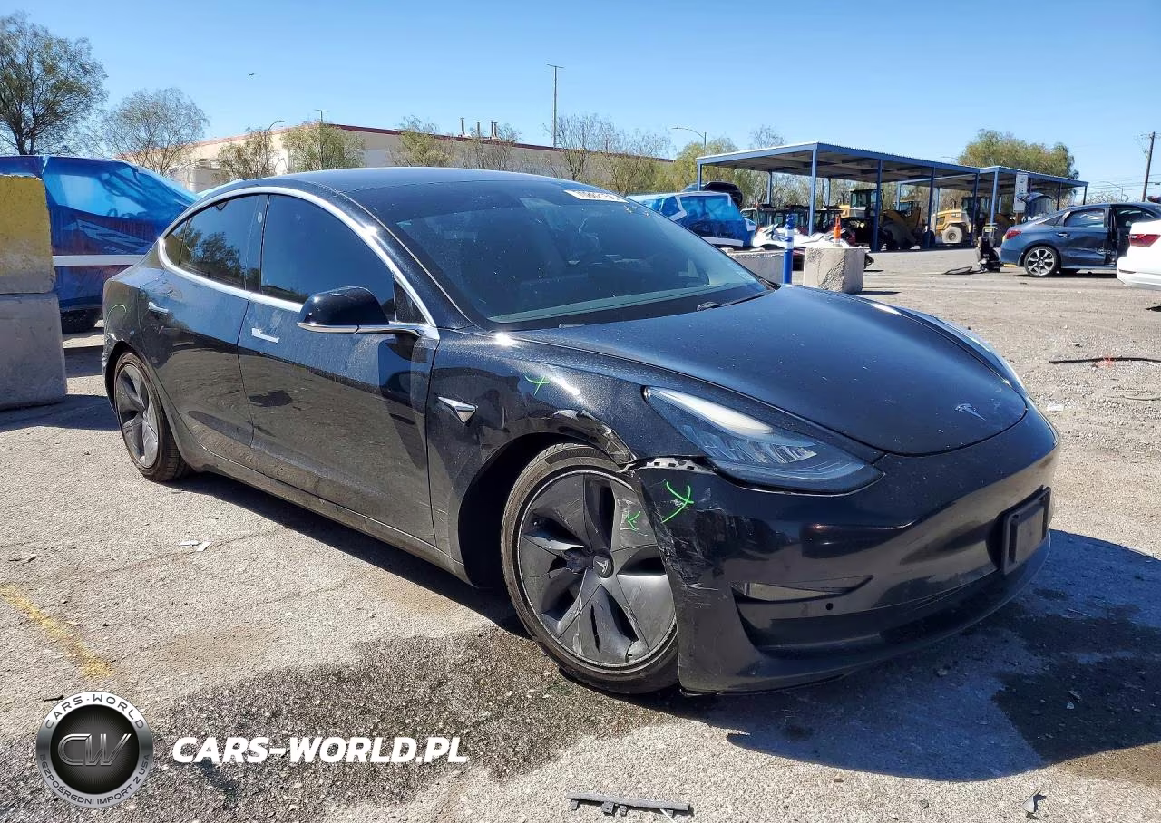 2020 Tesla Model 3 VIN:5YJ3E1EB3LF786896 - 4