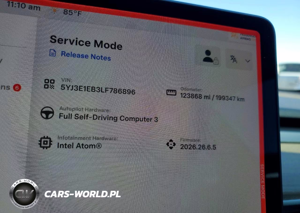 2020 Tesla Model 3 VIN:5YJ3E1EB3LF786896 - 9