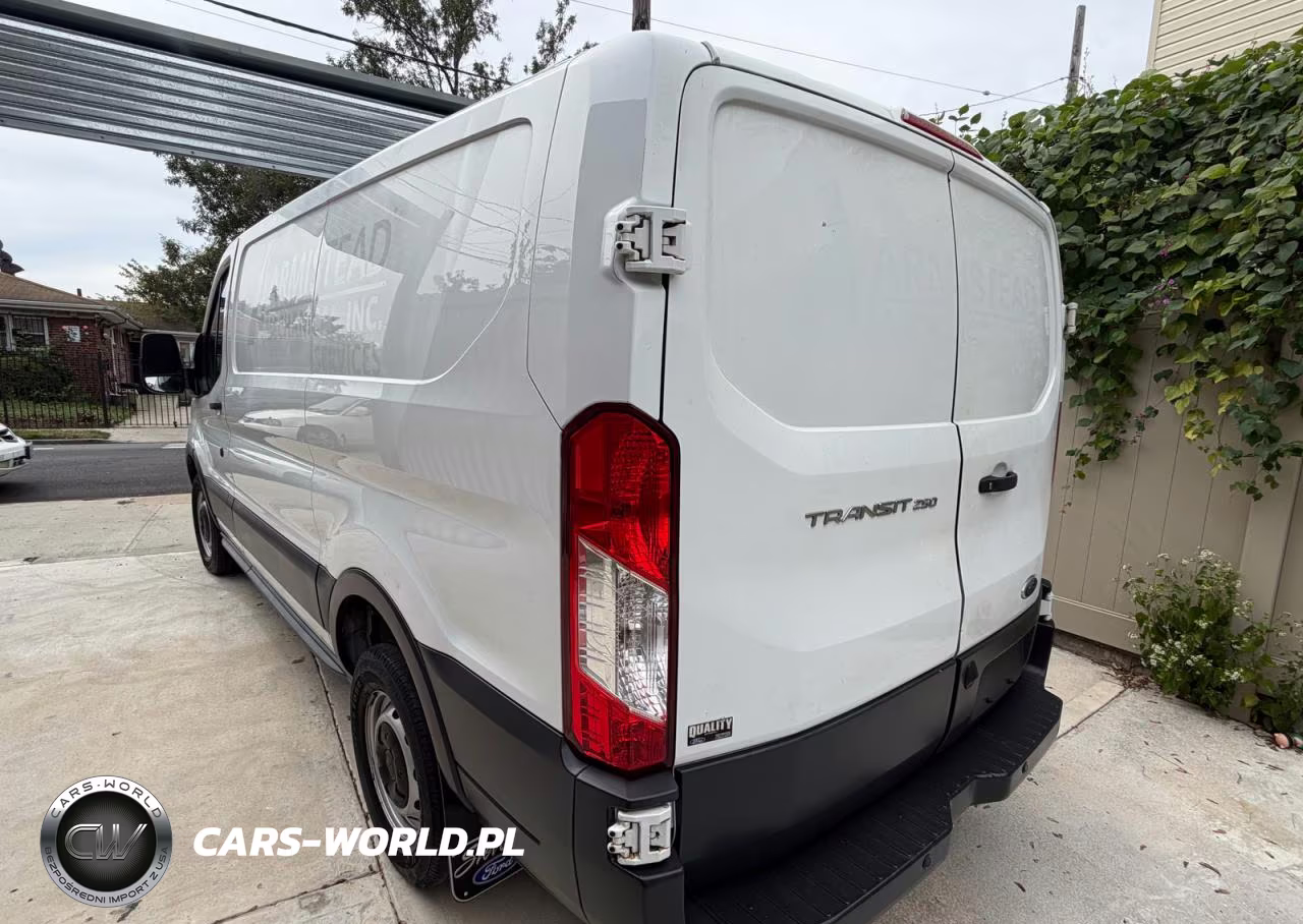 2018 Ford Transit T-250 VIN:1FTYR1YM2JKA85919 - 3