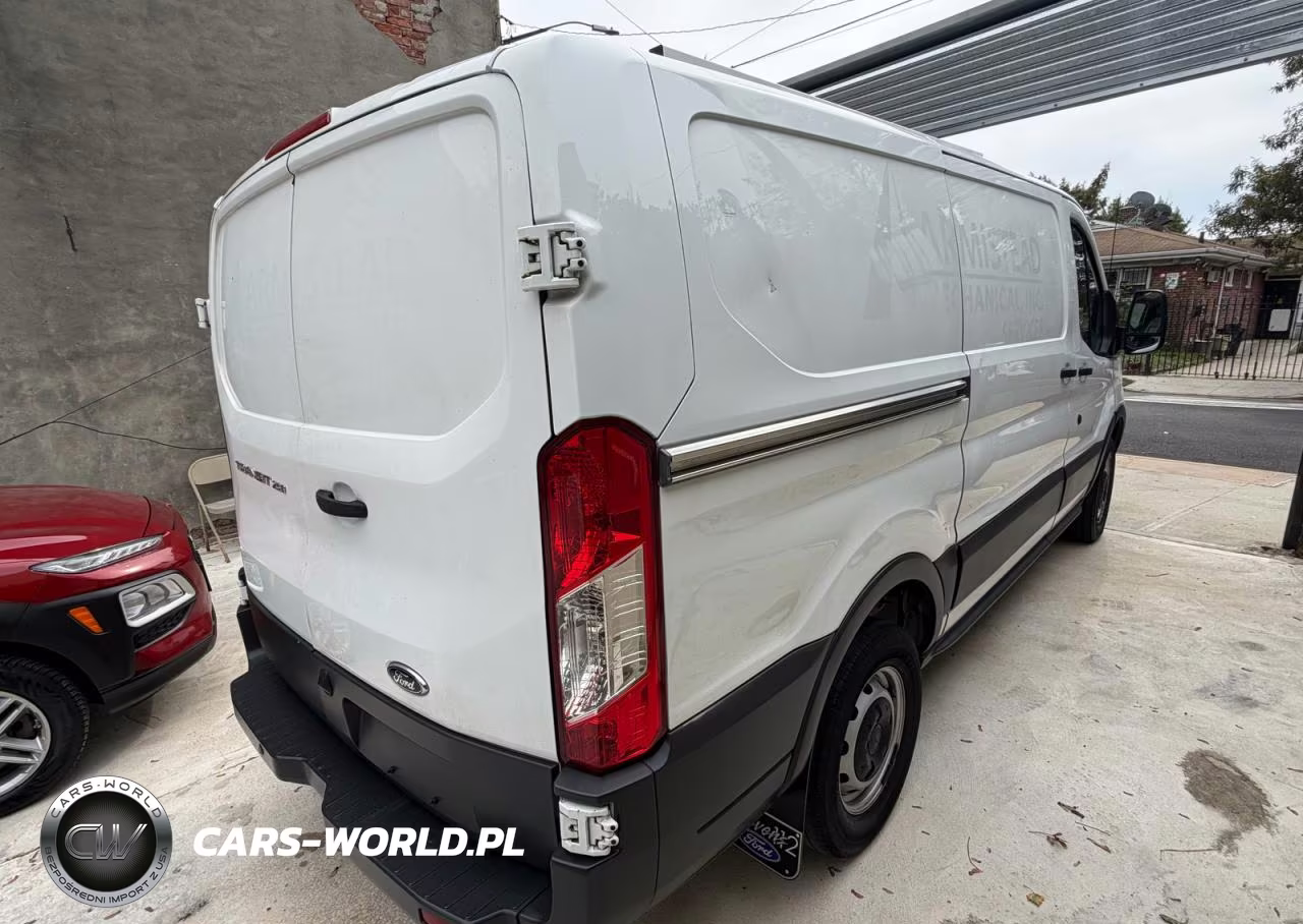 2018 Ford Transit T-250 VIN:1FTYR1YM2JKA85919 - 4