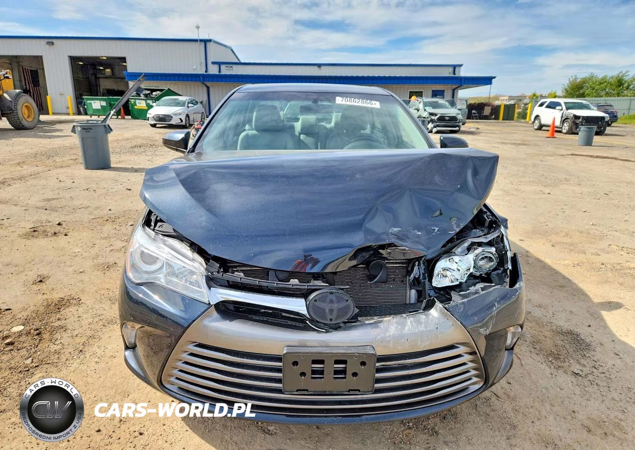 2017 Toyota Camry Le VIN:4T1BF1FK1HU447555 - 5