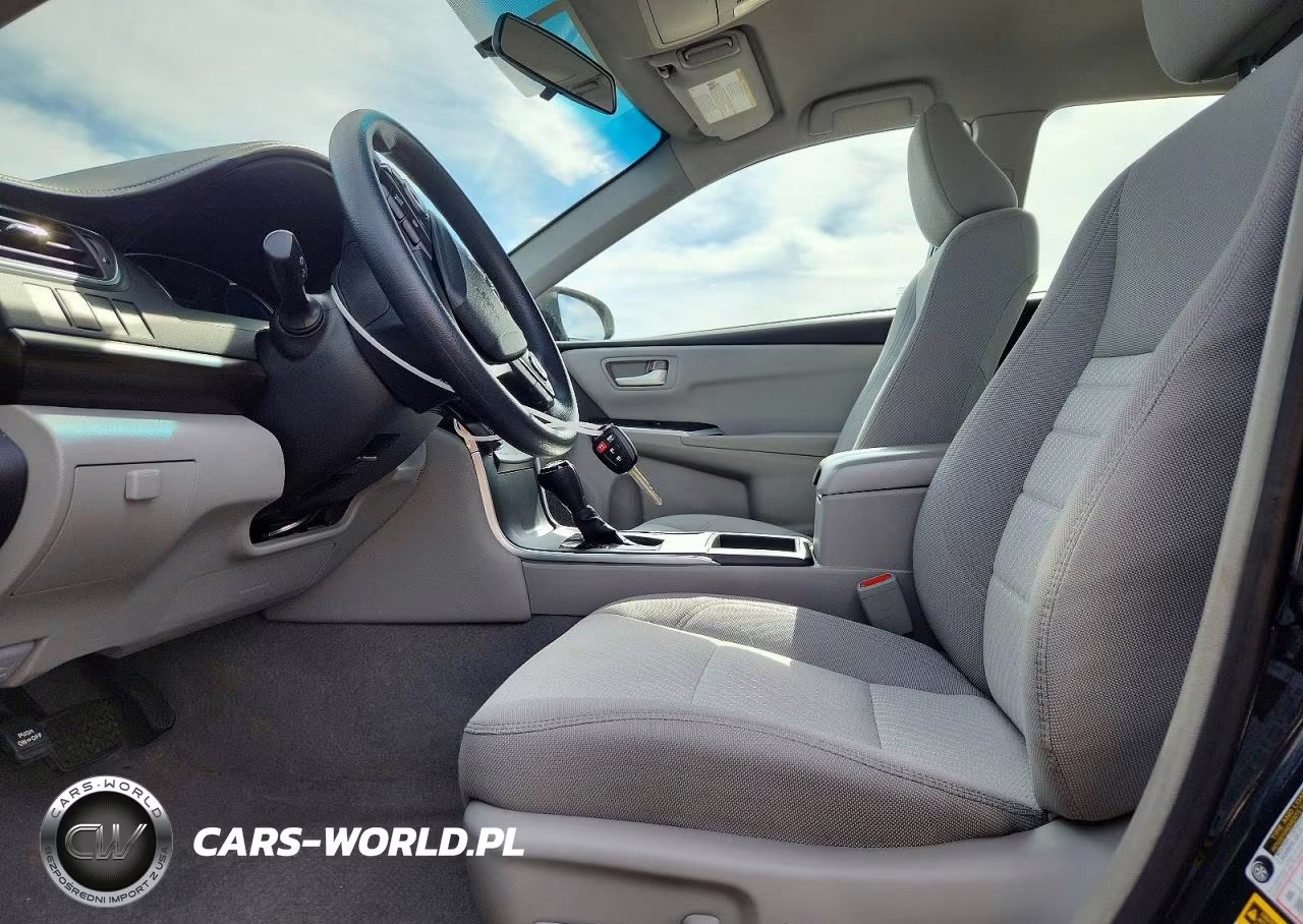 2017 Toyota Camry Le VIN:4T1BF1FK1HU447555 - 7