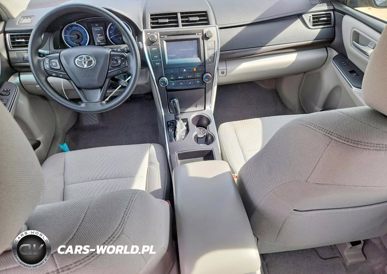 2017 Toyota Camry Le VIN:4T1BF1FK1HU447555 - 8