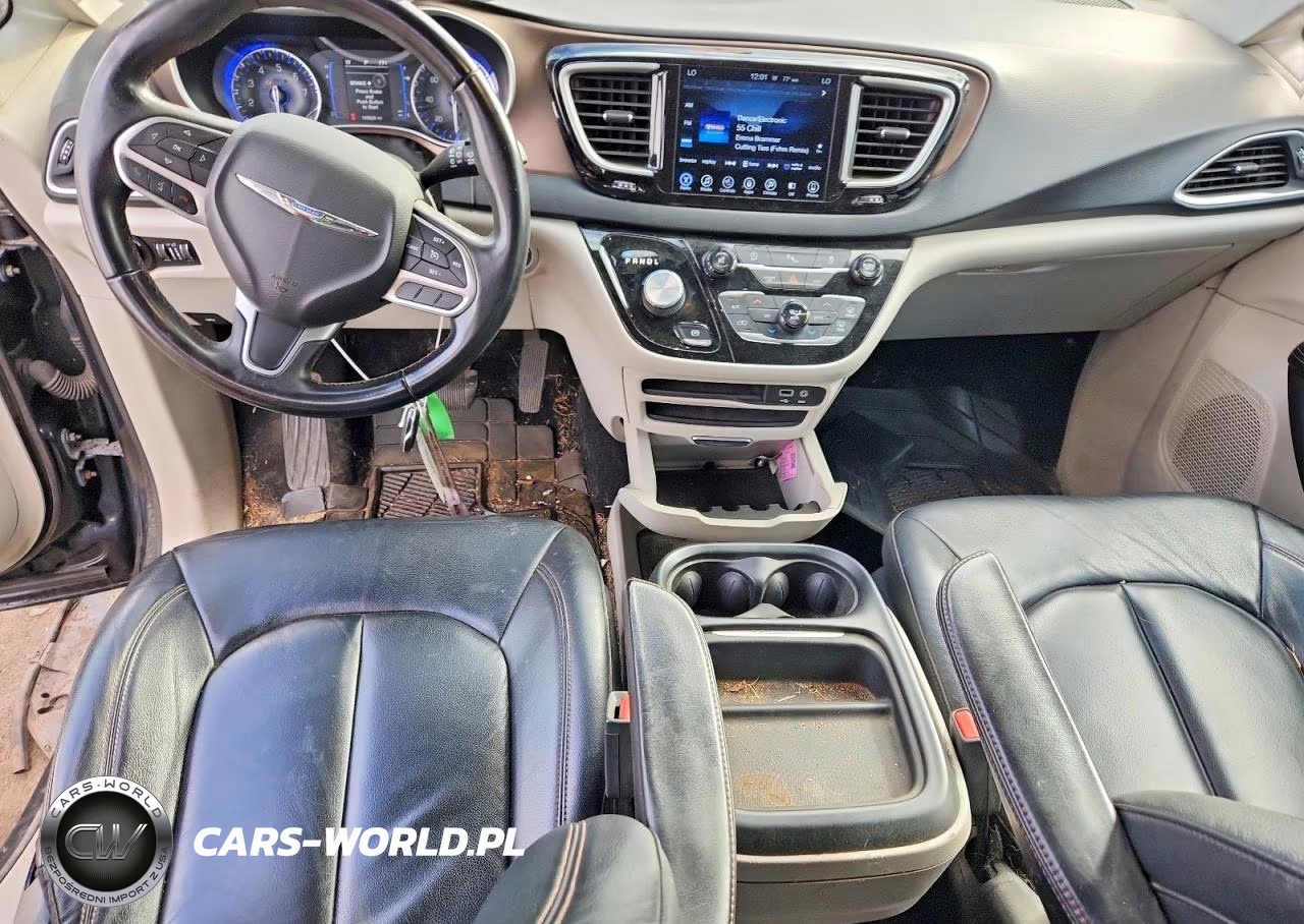2017 Chrysler Pacifica Touring L VIN:2C4RC1BG8HR705211 - 8