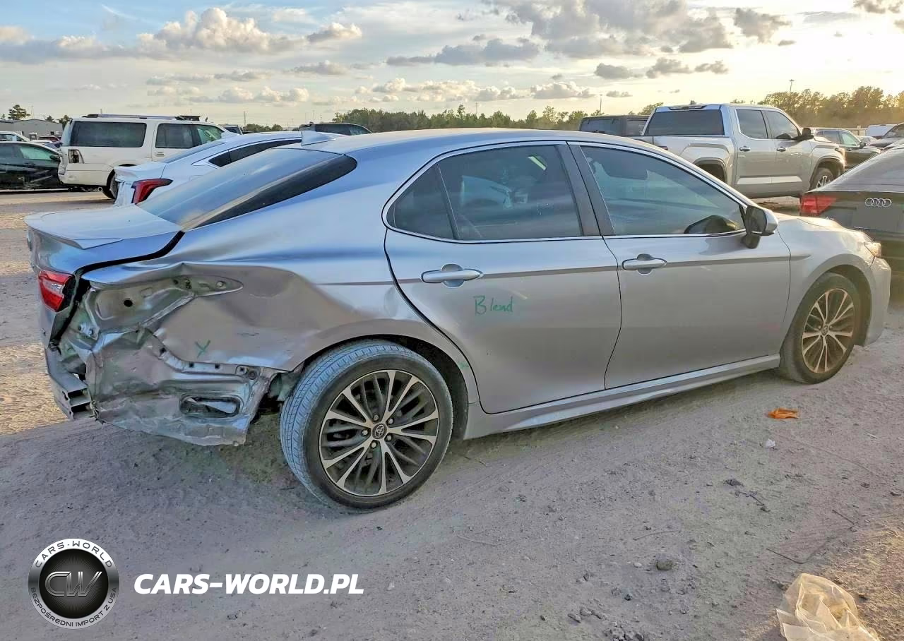 2019 Toyota Camry Se VIN:4T1B11HK3KU184732 - 3
