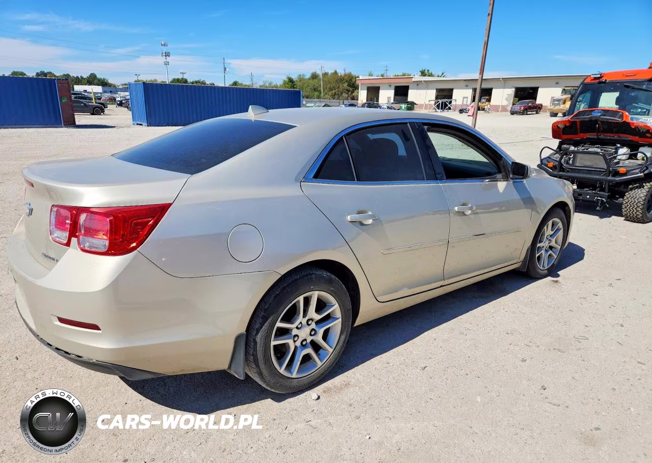 2014 Chevrolet Malibu 1Lt VIN:1G11C5SL7EF266855 - 3