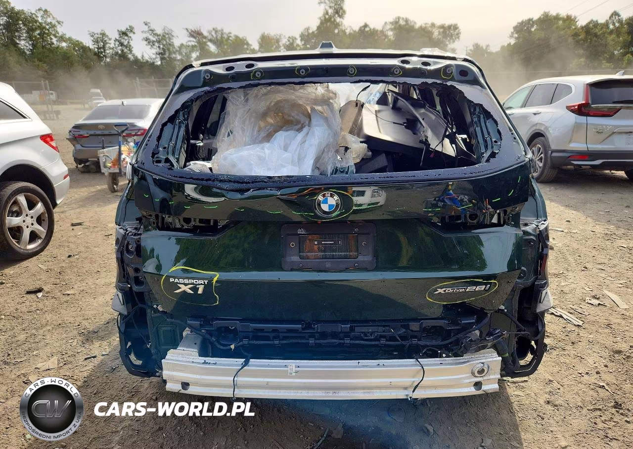 2025 BMW X1 xDrive28I VIN:WBX73EF0XS5384212 - 6