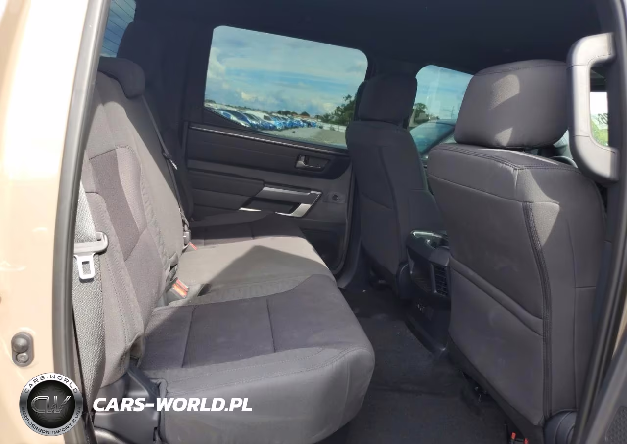 2026 Toyota Tundra Sr5 VIN:5TFLA5DB8TX392997 - 10