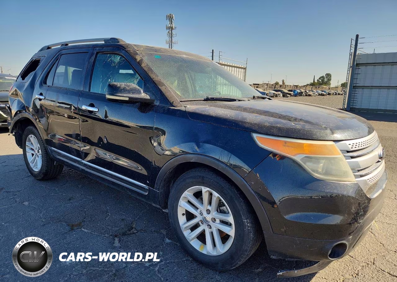 2011 Ford Explorer Xlt VIN:1FMHK7D84BGA66367 - 4