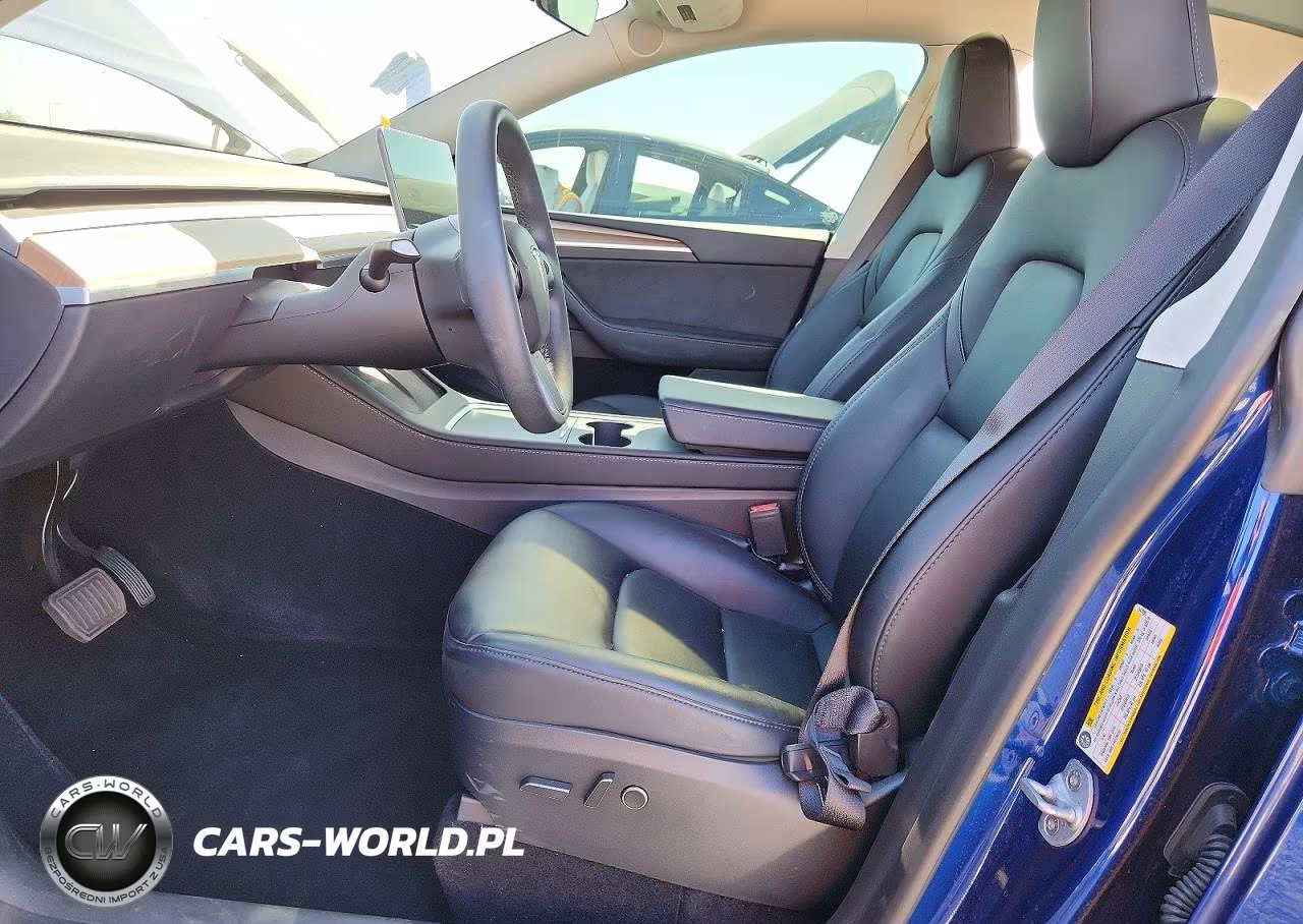 2023 Tesla Model Y VIN:7SAYGDED3PF947095 - 7