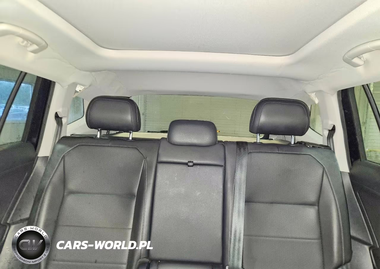 2019 Volkswagen Tiguan Se VIN:3VV2B7AX9KM071609 - 10