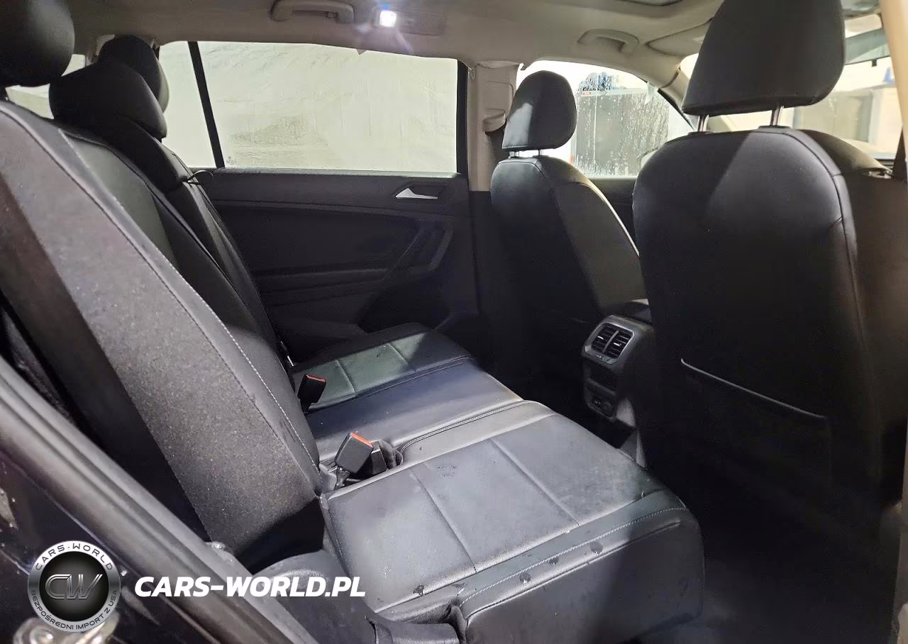 2019 Volkswagen Tiguan Se VIN:3VV2B7AX9KM071609 - 11