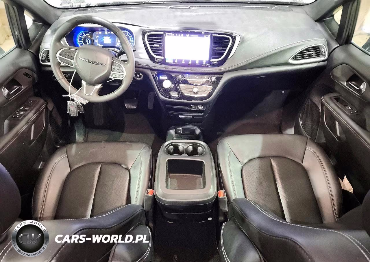 2025 Chrysler Pacifica Hybrid Select VIN:2C4RC1S79SR572997 - 8