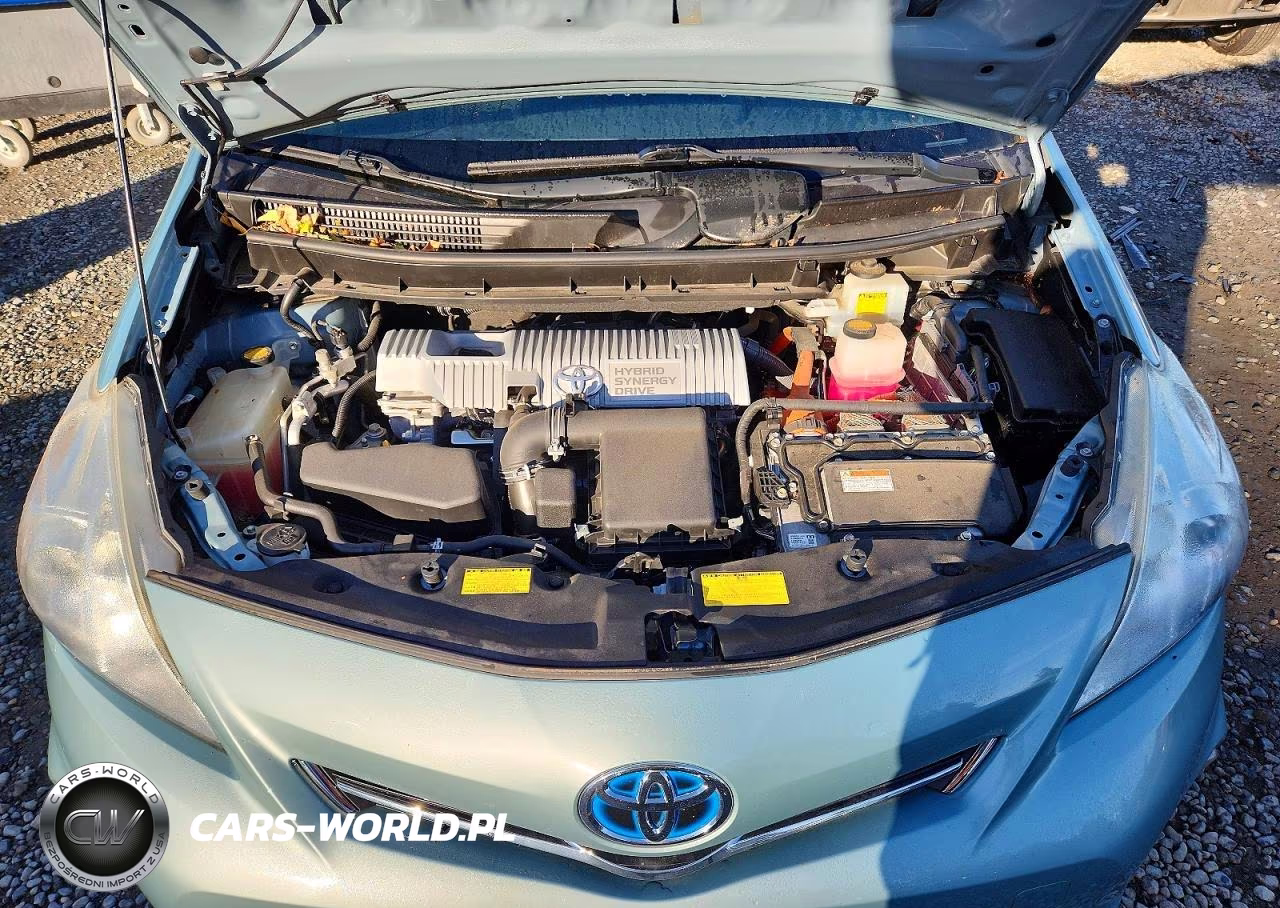 2013 Toyota Prius V Three VIN:JTDZN3EU0D3258660 - 11