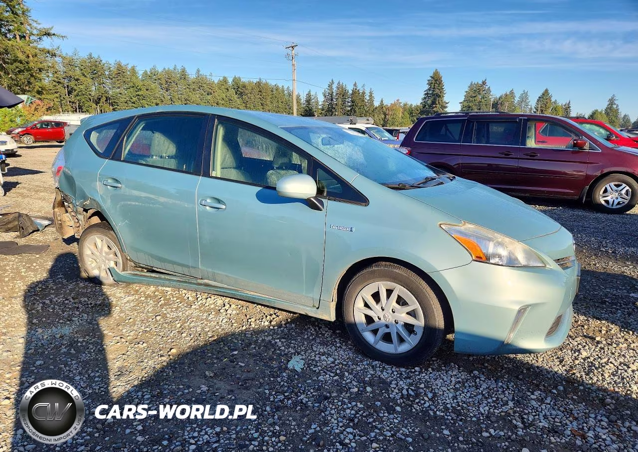 2013 Toyota Prius V Three VIN:JTDZN3EU0D3258660 - 4