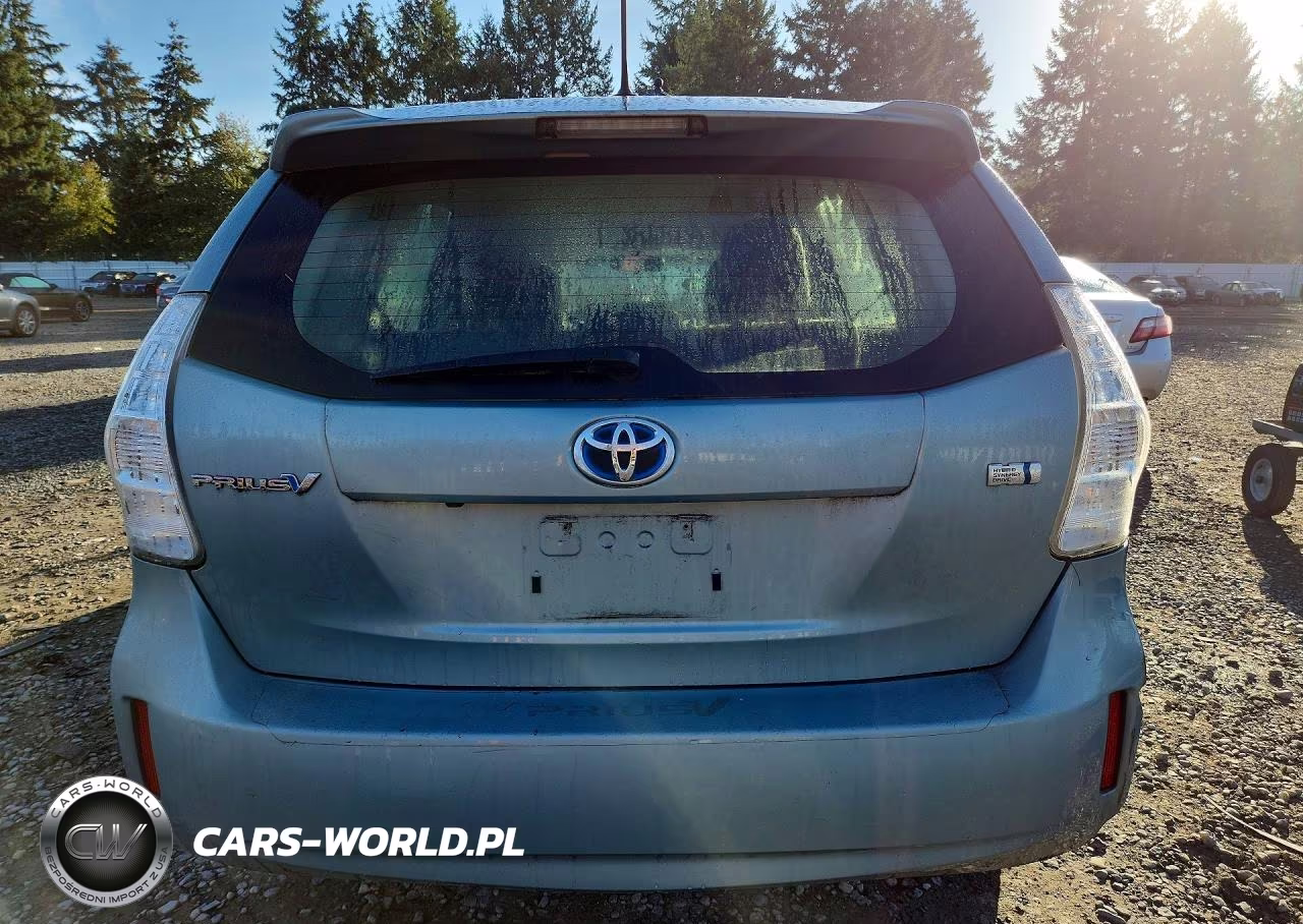 2013 Toyota Prius V Three VIN:JTDZN3EU0D3258660 - 6