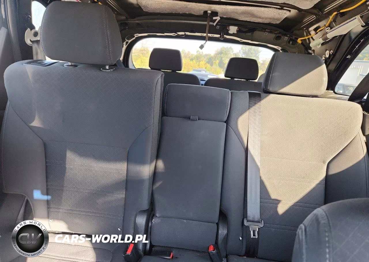 2019 Kia Sorento Lx VIN:5XYPGDA30KG590093 - 10