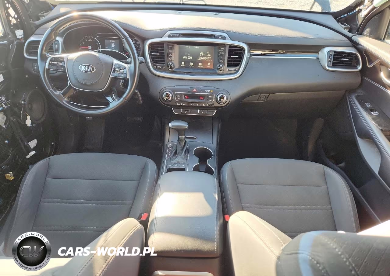 2019 Kia Sorento Lx VIN:5XYPGDA30KG590093 - 8