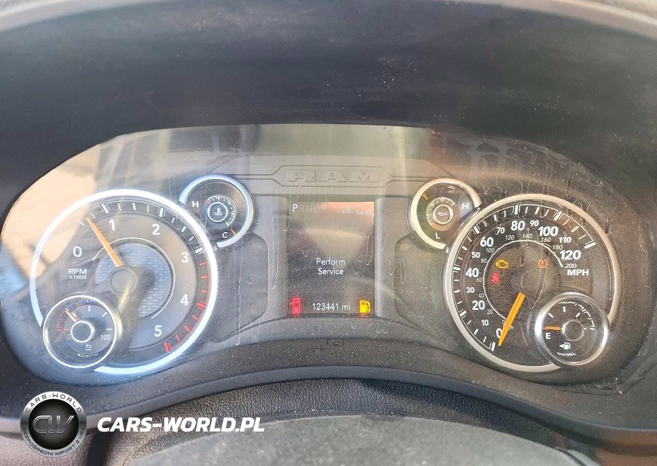 2022 Ram 2500 Tradesman VIN:3C6UR5HL5NG273352 - 9